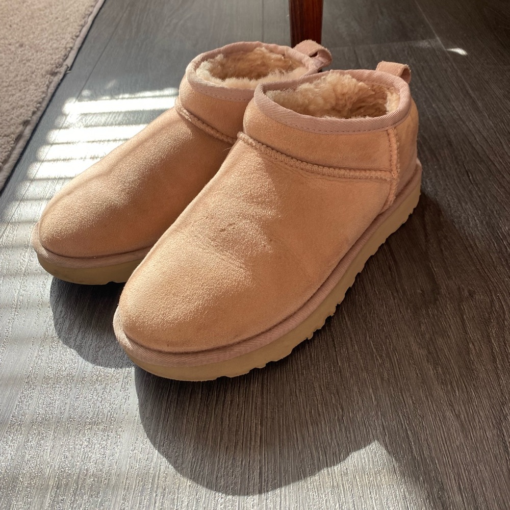 Ultra mini uggs